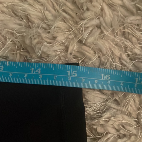 Lululemon Om Pant a sz 8/10 - Picture 5 of 7